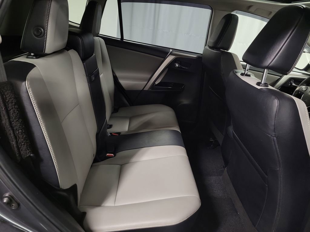 Used 2018 Toyota RAV4 Limited image 24