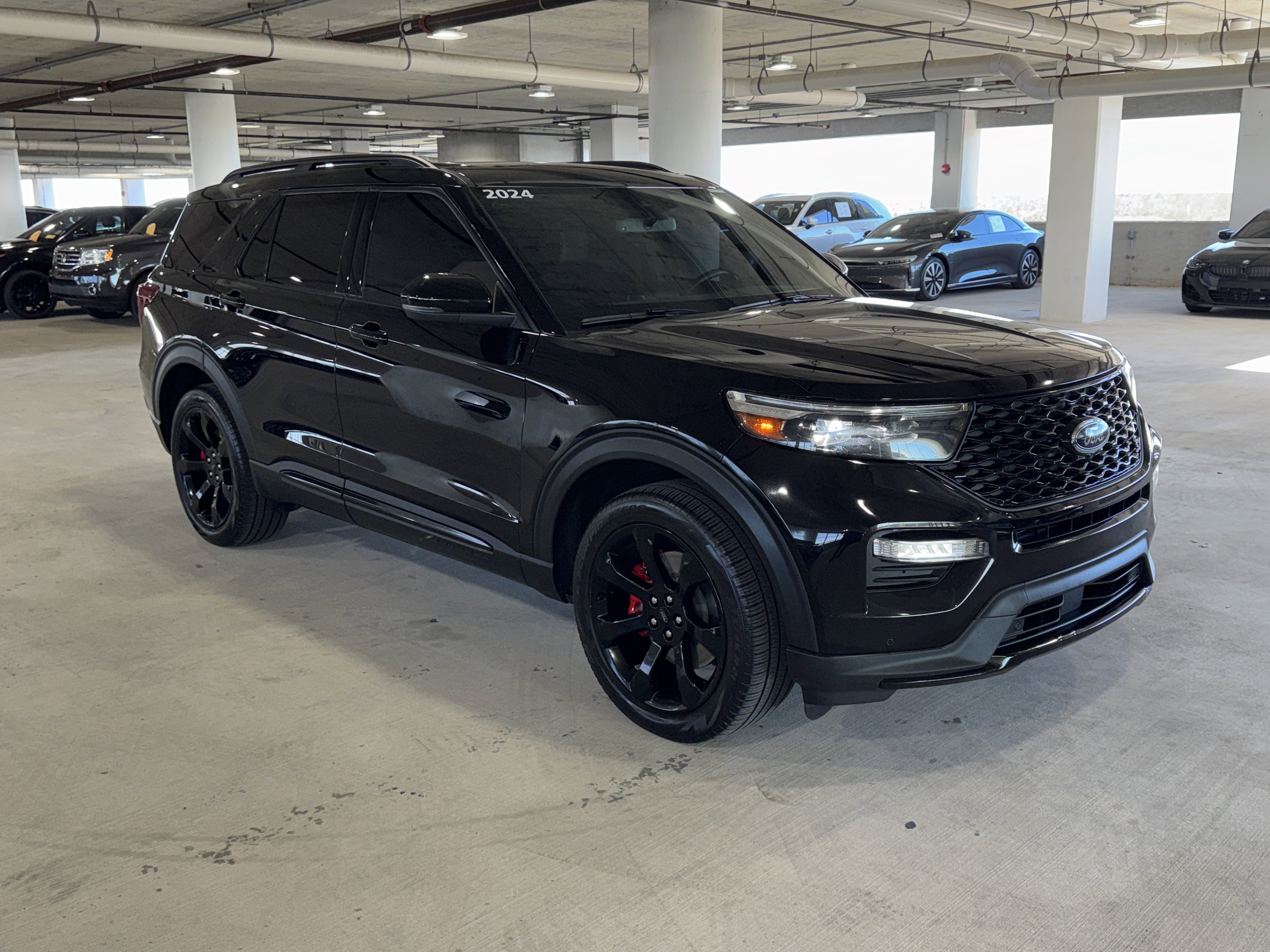 Used 2024 Ford Explorer ST w/ Equipment Group 401A image 2