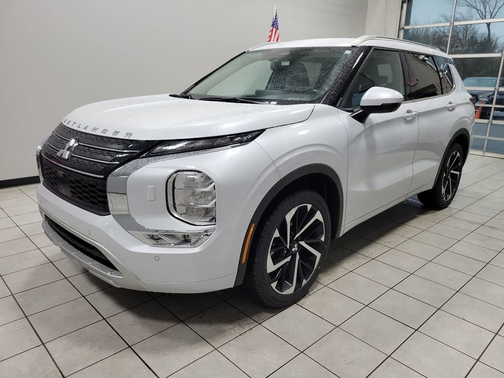Used 2024 Mitsubishi Outlander SEL image 19
