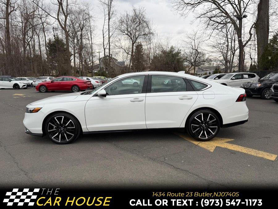 Used 2024 Honda Accord Touring image 3