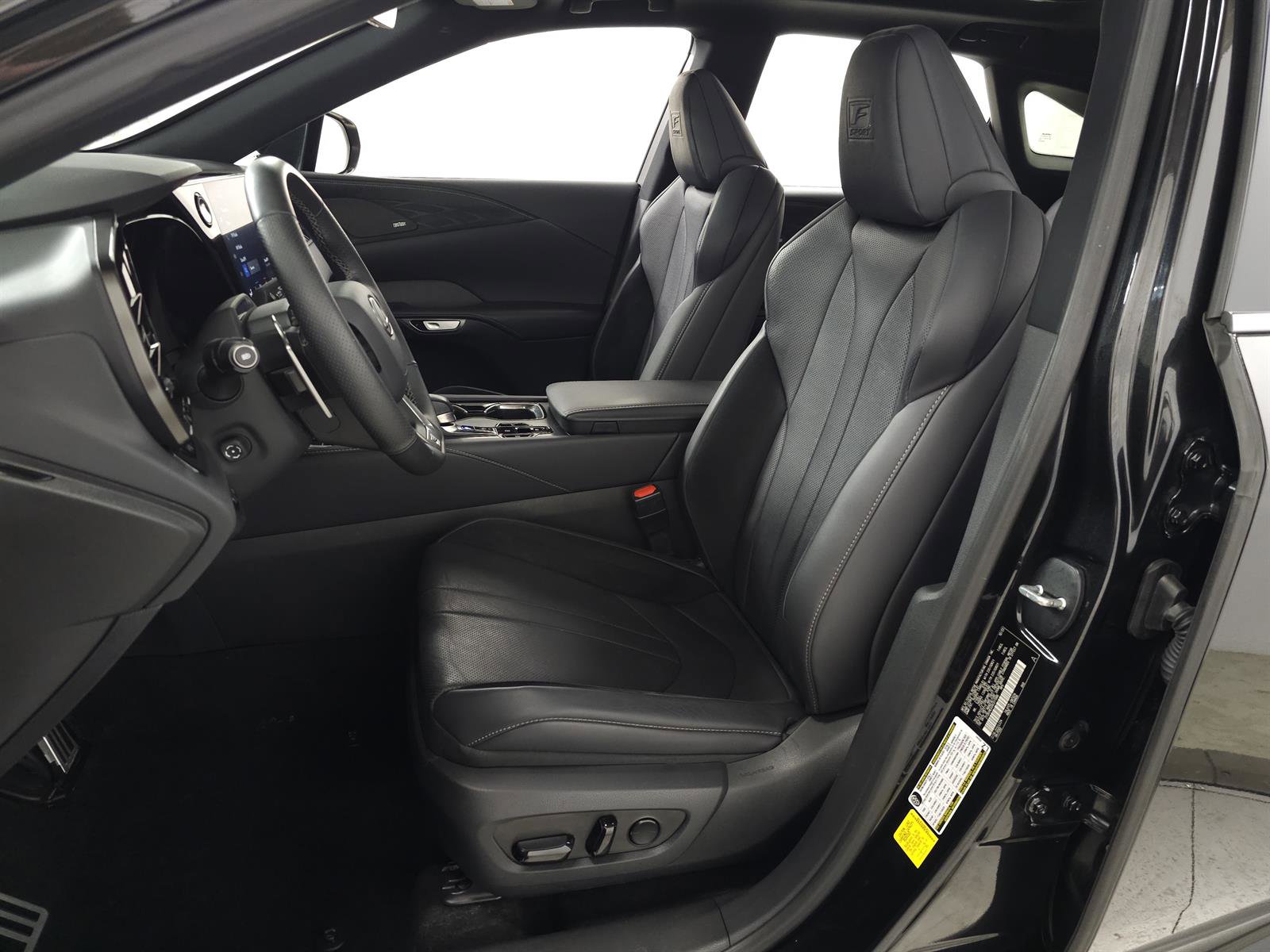 Used 2024 Lexus RX 500h F Sport w/ Convenience Package image 16