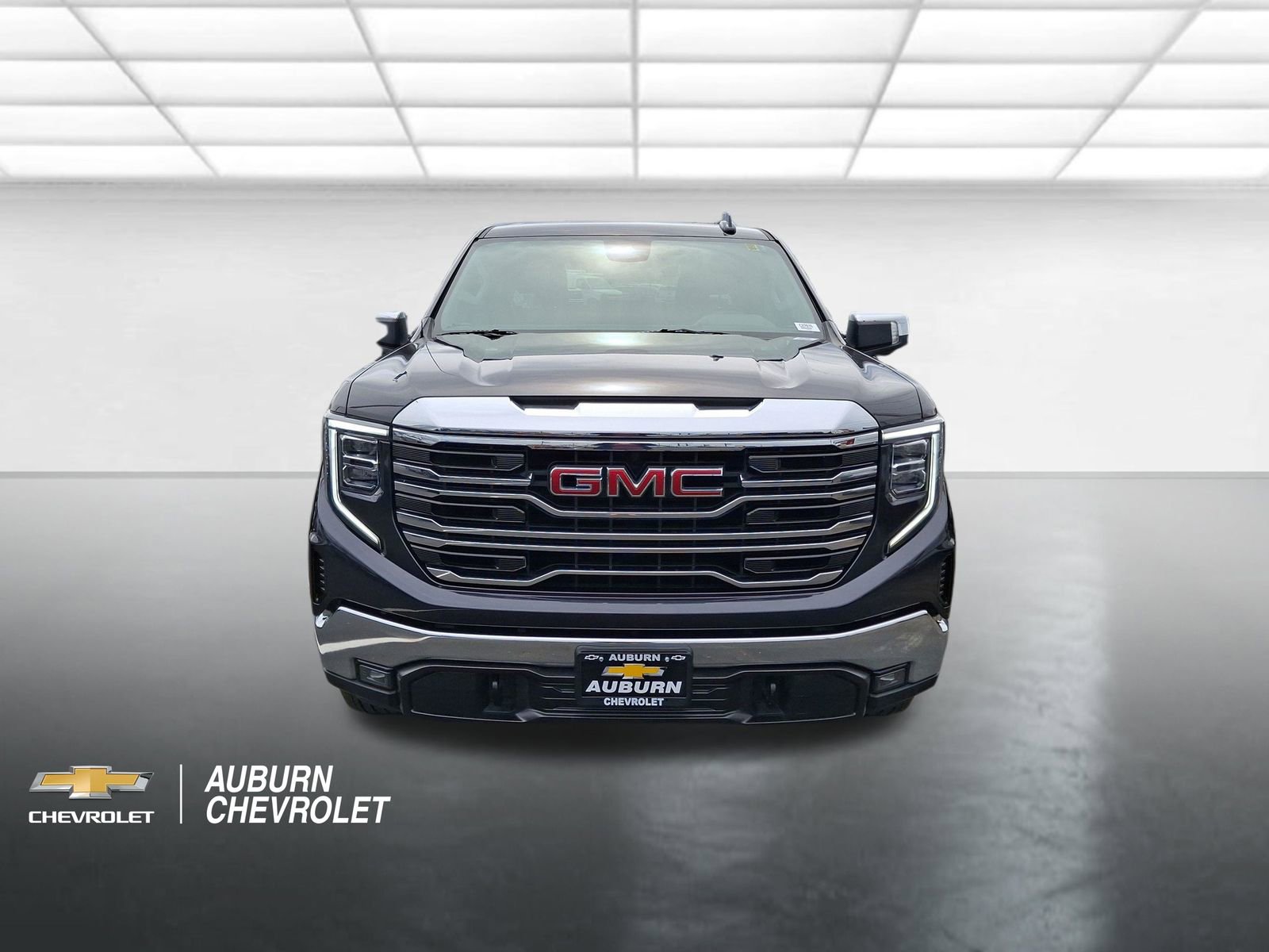 Certified 2024 GMC Sierra 1500 SLT image 8