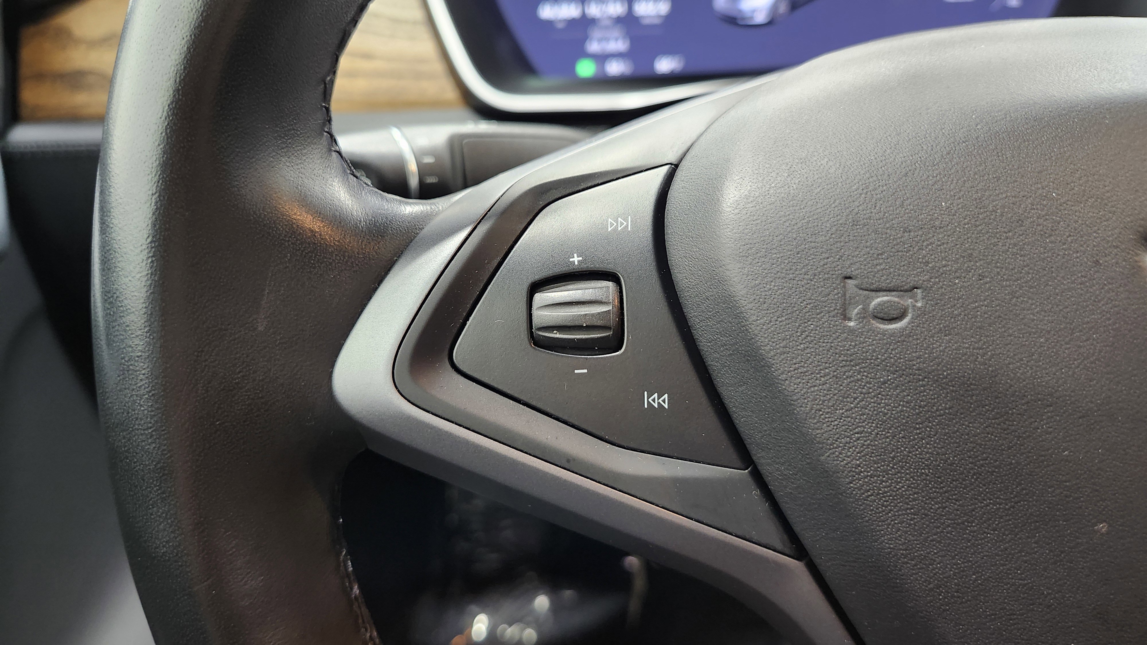 Used 2020 Tesla Model S Long Range image 36