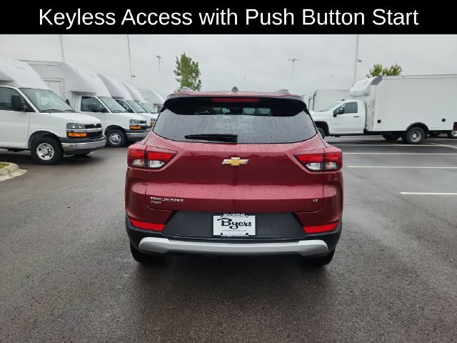 Used 2025 Chevrolet TrailBlazer LT AWD/4WD image 8