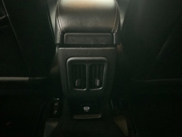 Used 2017 Jeep Compass Latitude image 17