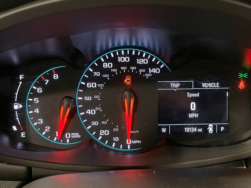 Used 2022 Chevrolet Trax LT w/ LT Convenience Package image 27