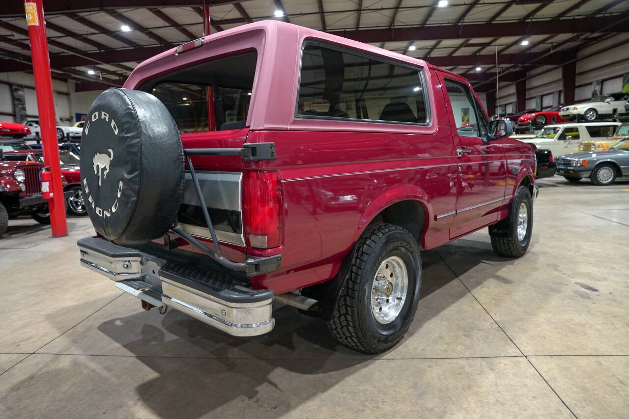 Used 1995 Ford Bronco XLT AWD/4WD image 8