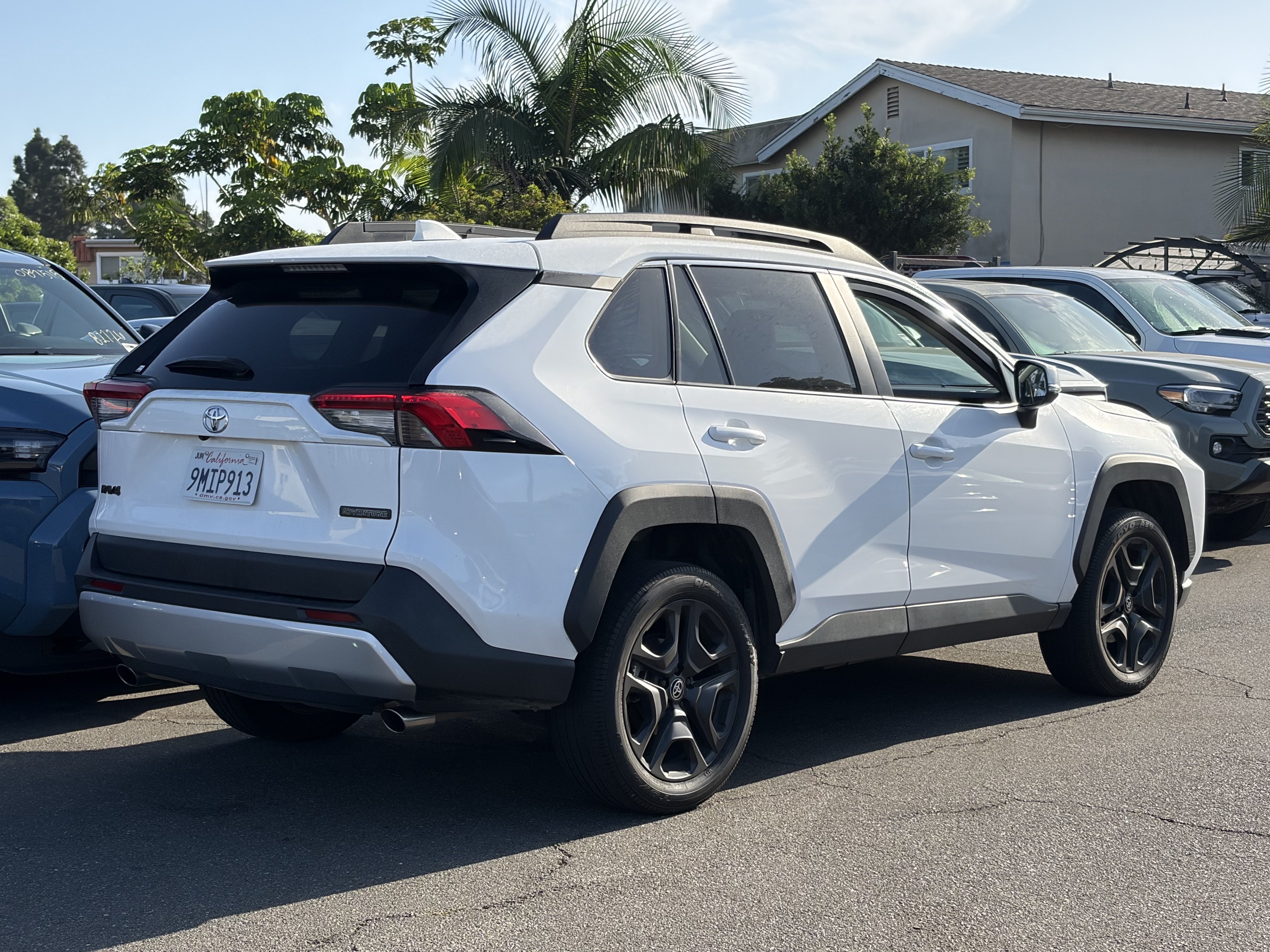 Used 2024 Toyota RAV4 Adventure AWD/4WD image 3