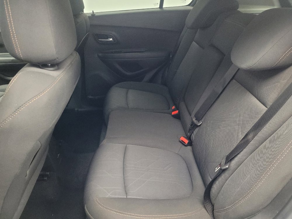 Used 2017 Chevrolet Trax LT image 18