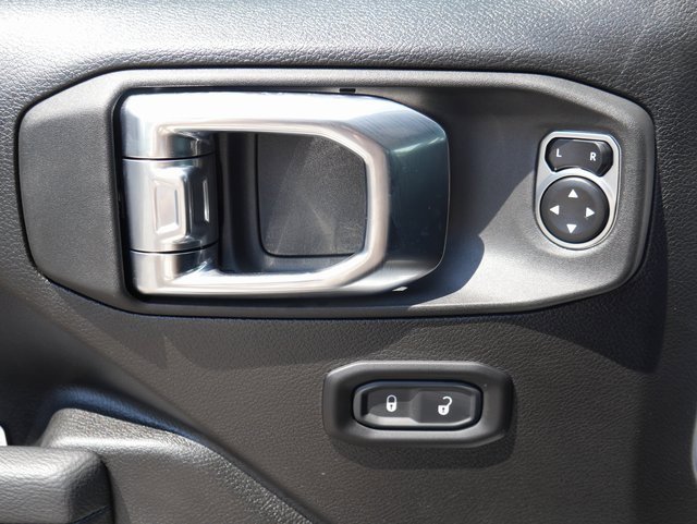 New 2025 Jeep Gladiator Rubicon w/ Safety Group image 15