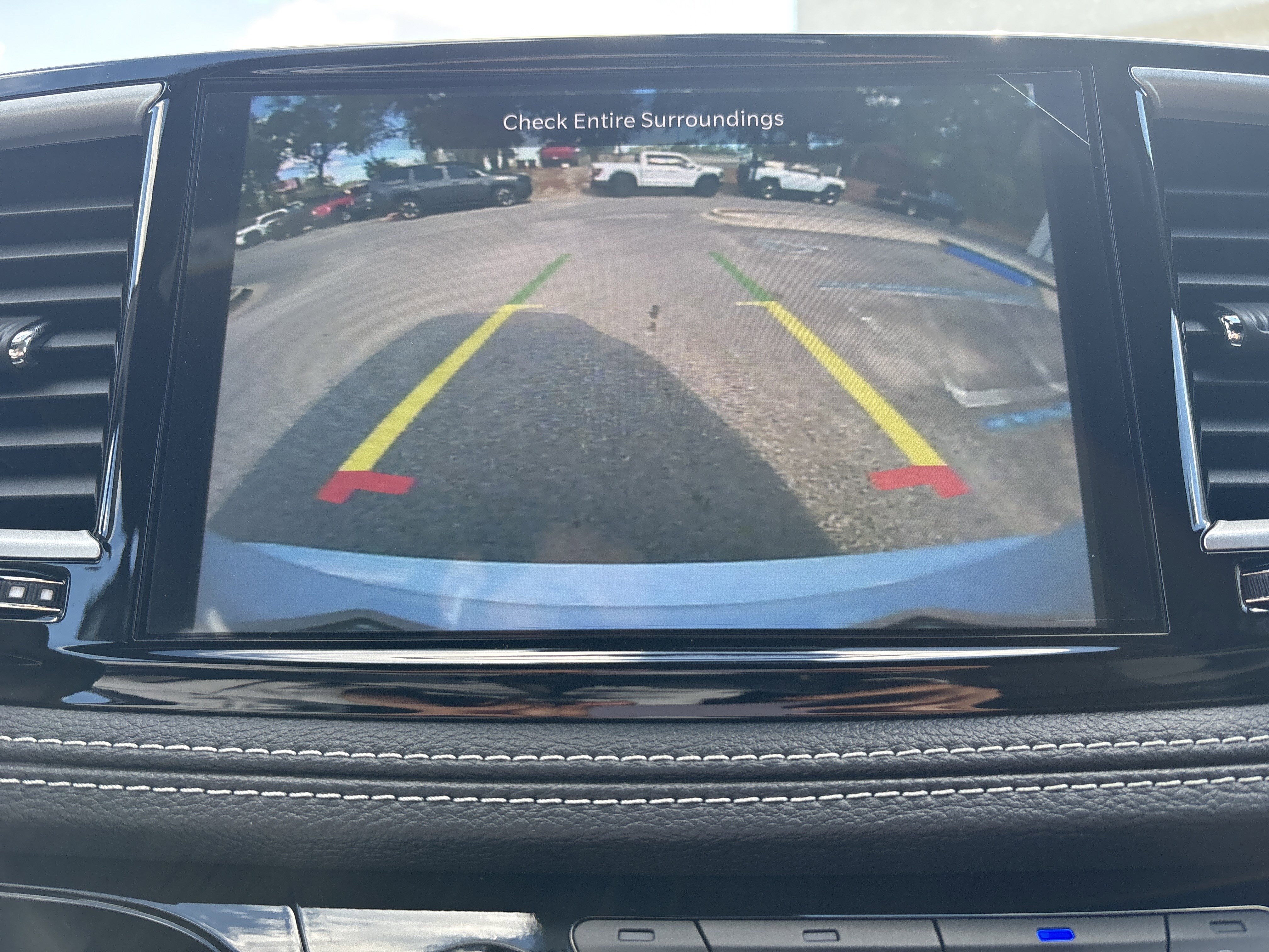 New 2026 Chrysler Pacifica Select image 30