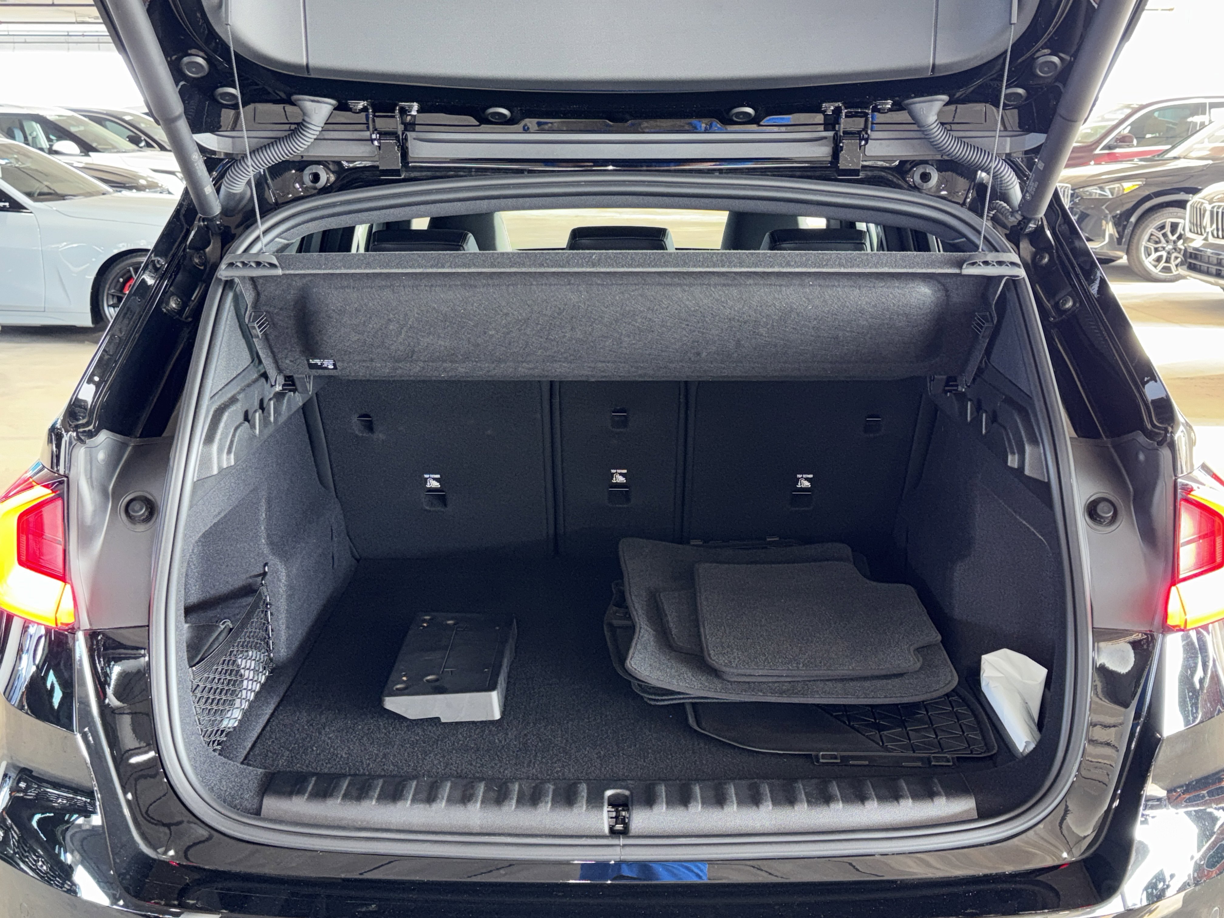 Certified 2023 BMW X1 xDrive28i w/ Convenience Package image 12