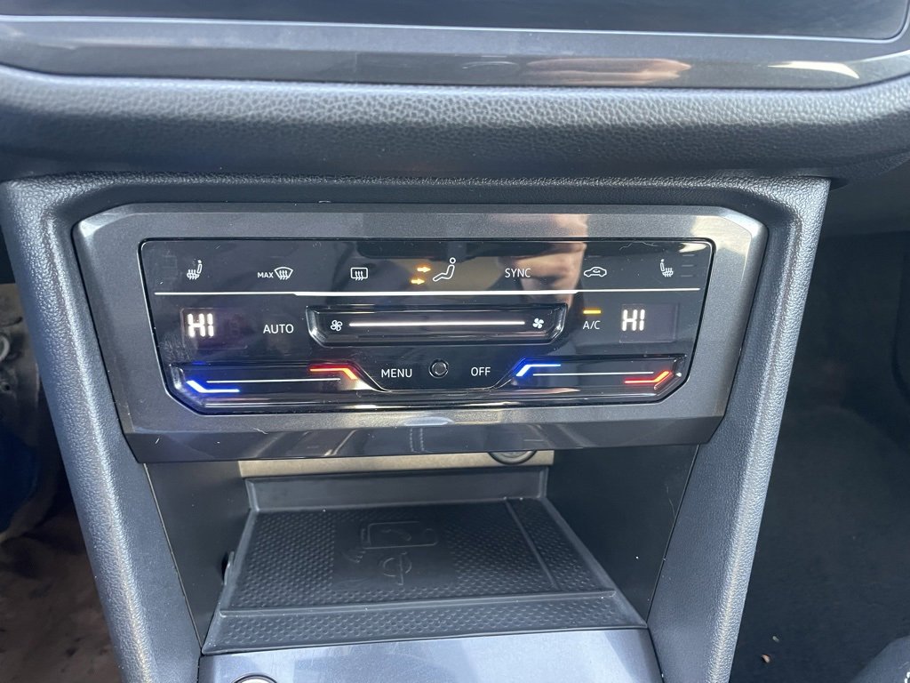 Used 2024 Volkswagen Tiguan SE image 11