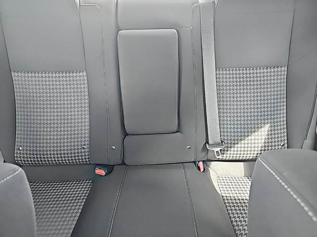 Certified 2023 Dodge Challenger GT image 31