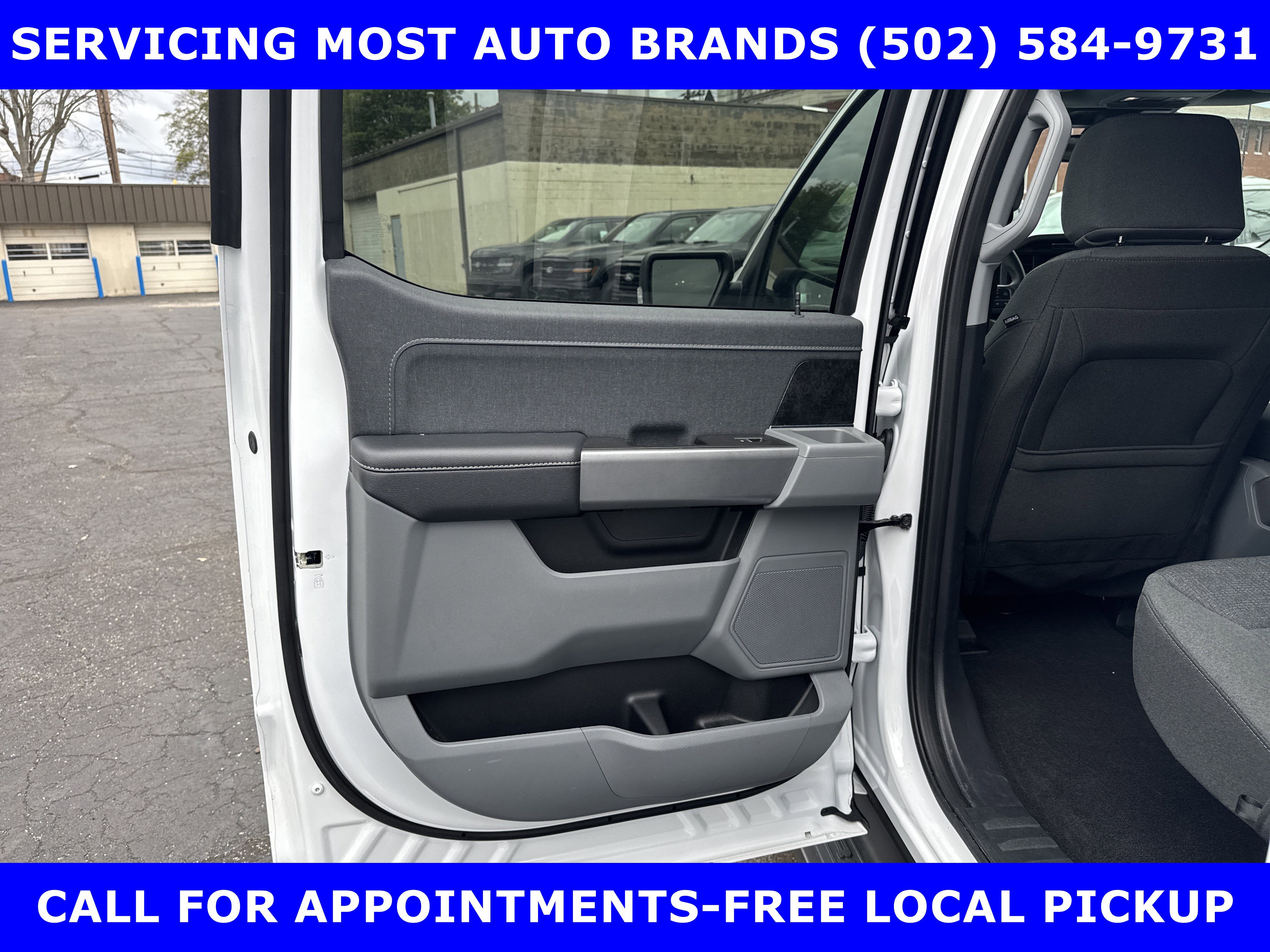 Used 2024 Ford F150 Lightning XLT AWD/4WD image 15