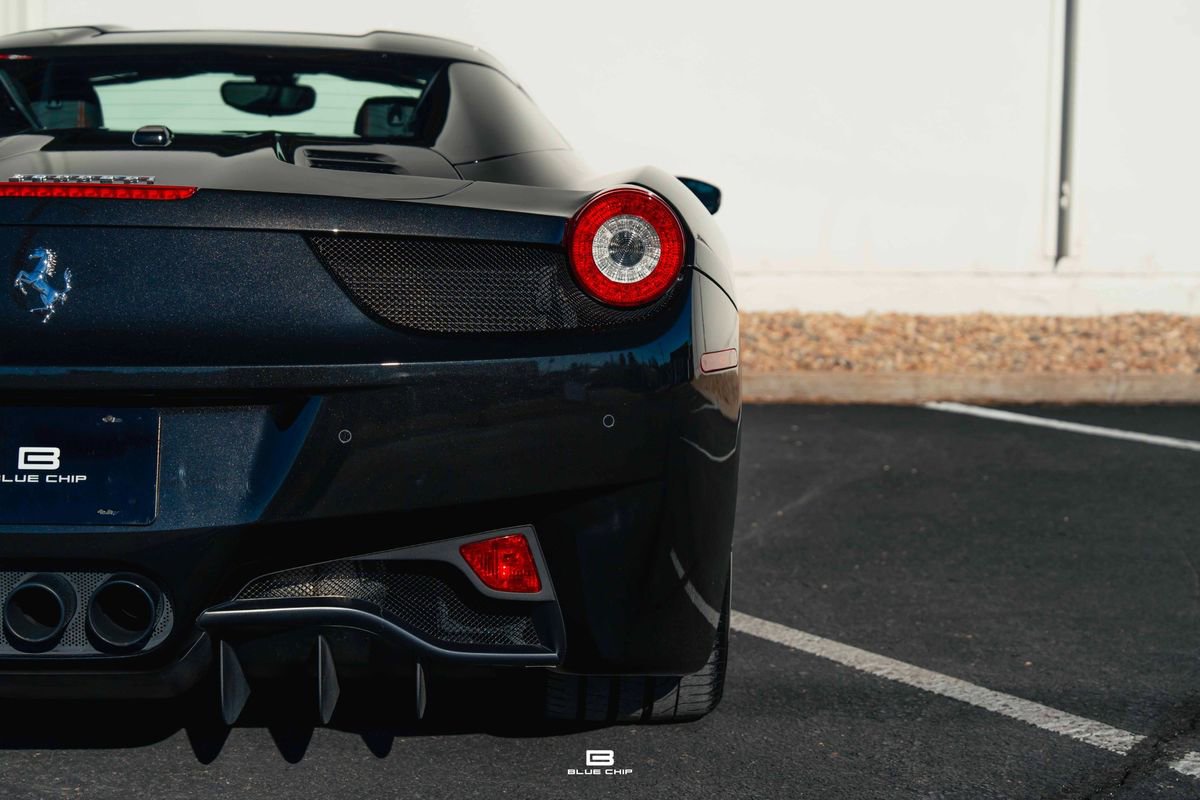 Used 2014 Ferrari 458 Spider image 28