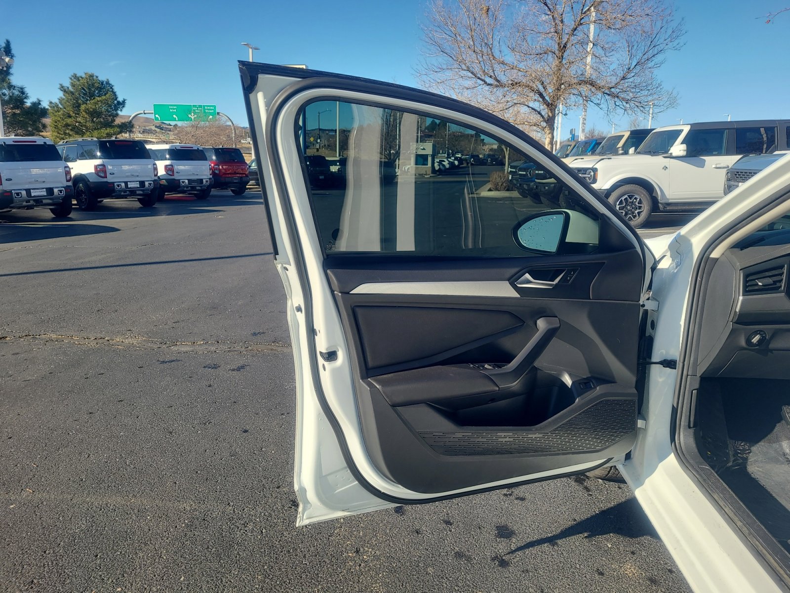 Used 2020 Volkswagen Jetta S w/ Driver Assistance Package image 13