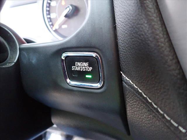 Used 2023 GMC Acadia SLT image 25