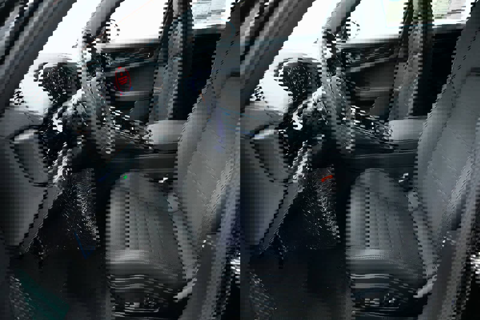 New 2025 Porsche Panamera 4 image 16