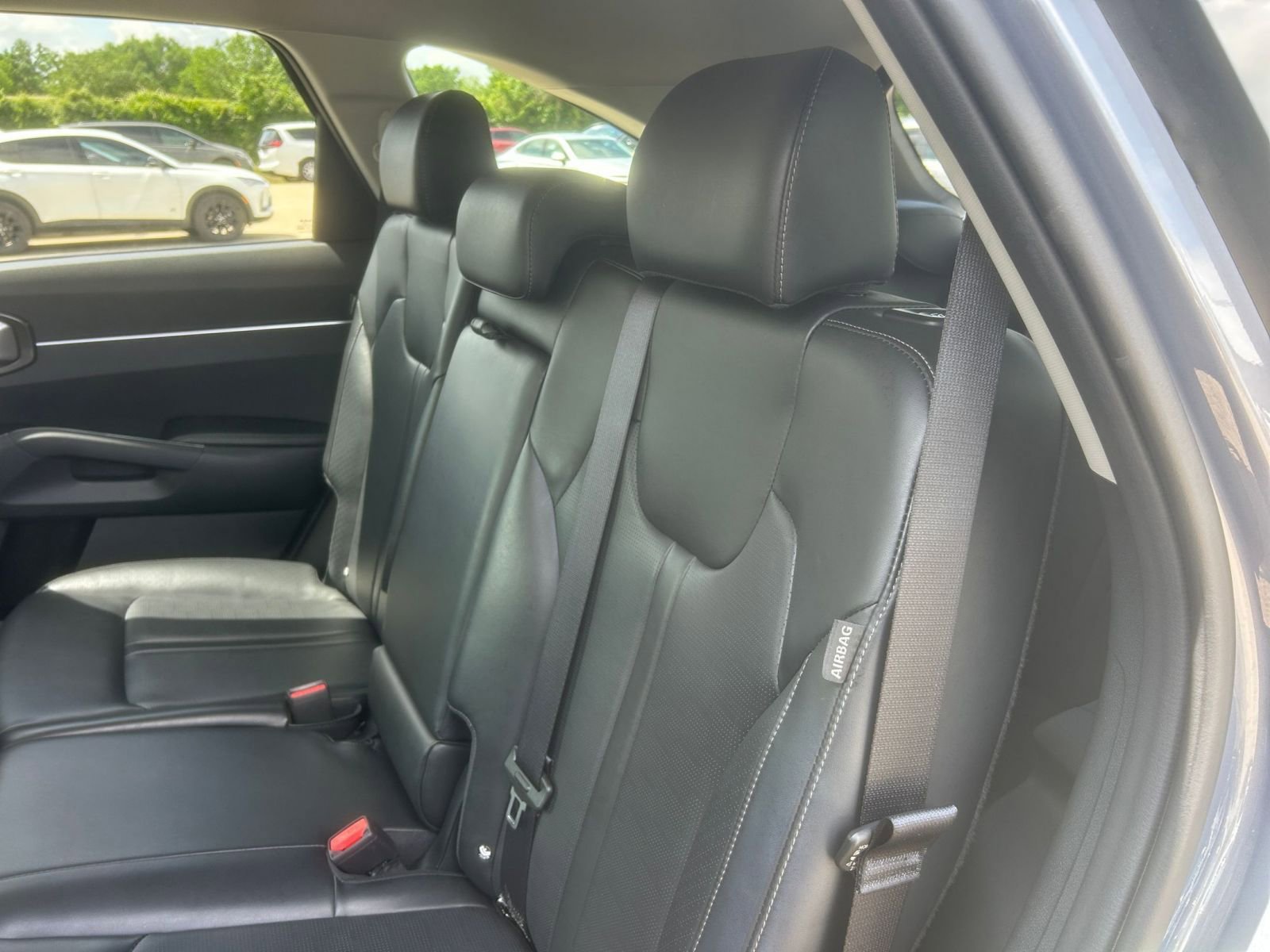 Used 2024 Kia Sorento S FWD image 38