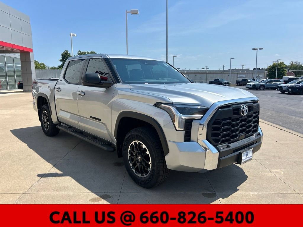 New 2026 Toyota Tundra SR5 w/ TRD Off-Road Premium Package AWD/4WD image 4
