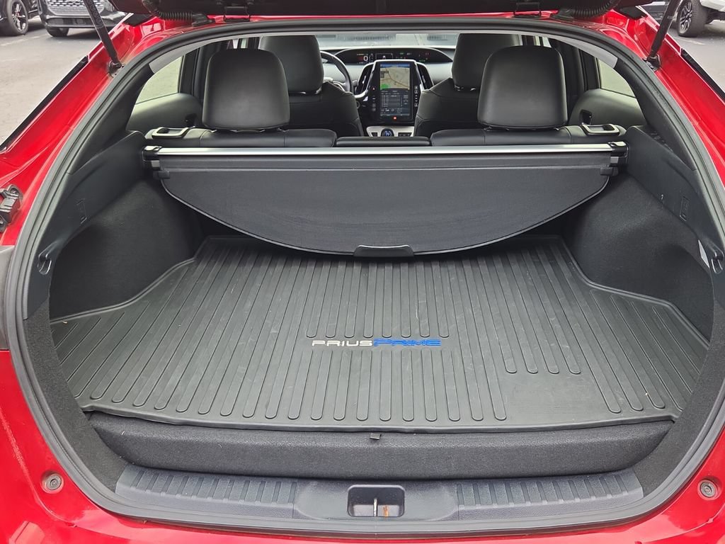 Used 2018 Toyota Prius Prime Advanced FWD image 15