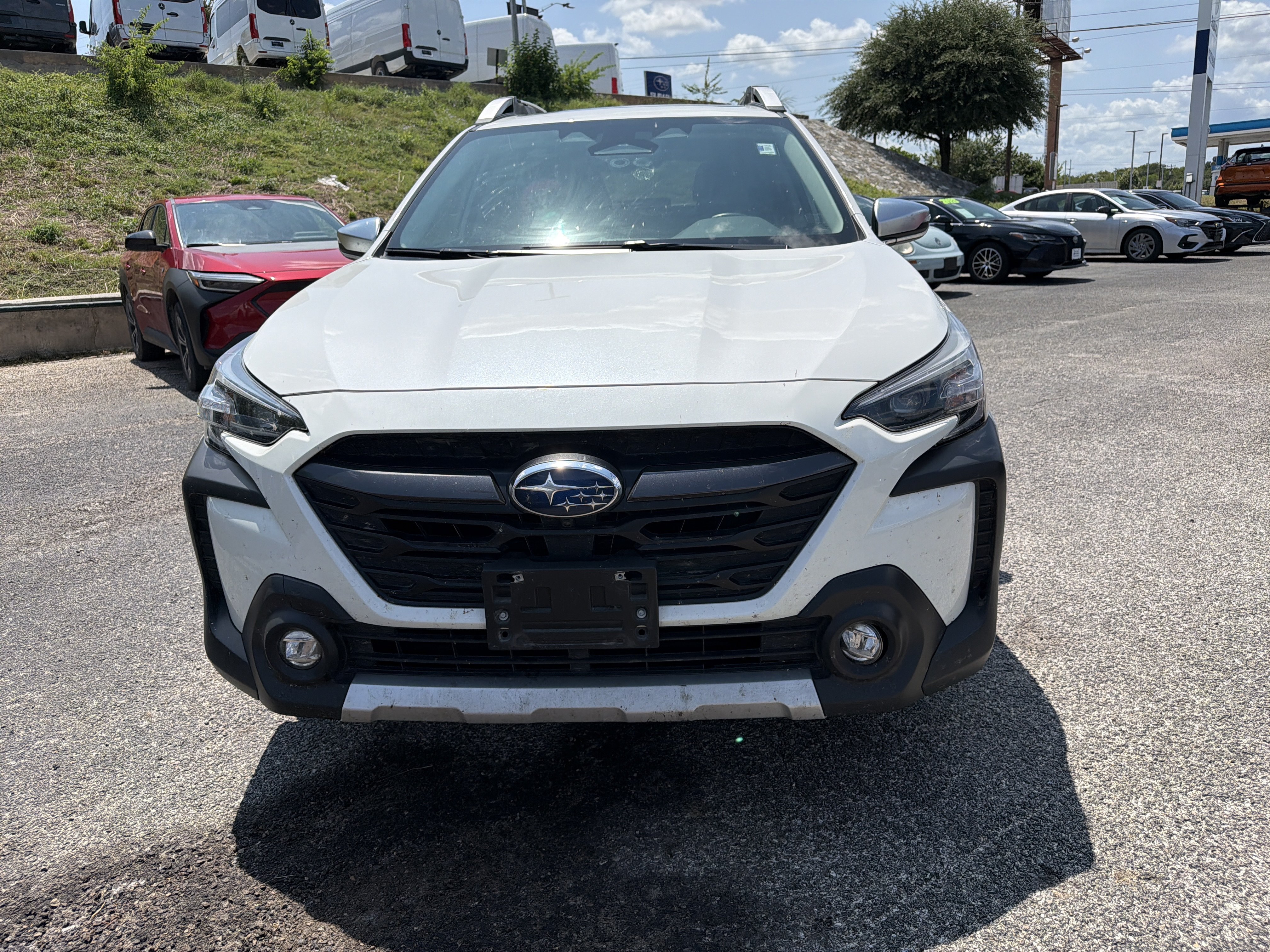 Certified 2025 Subaru Outback Touring AWD/4WD image 8