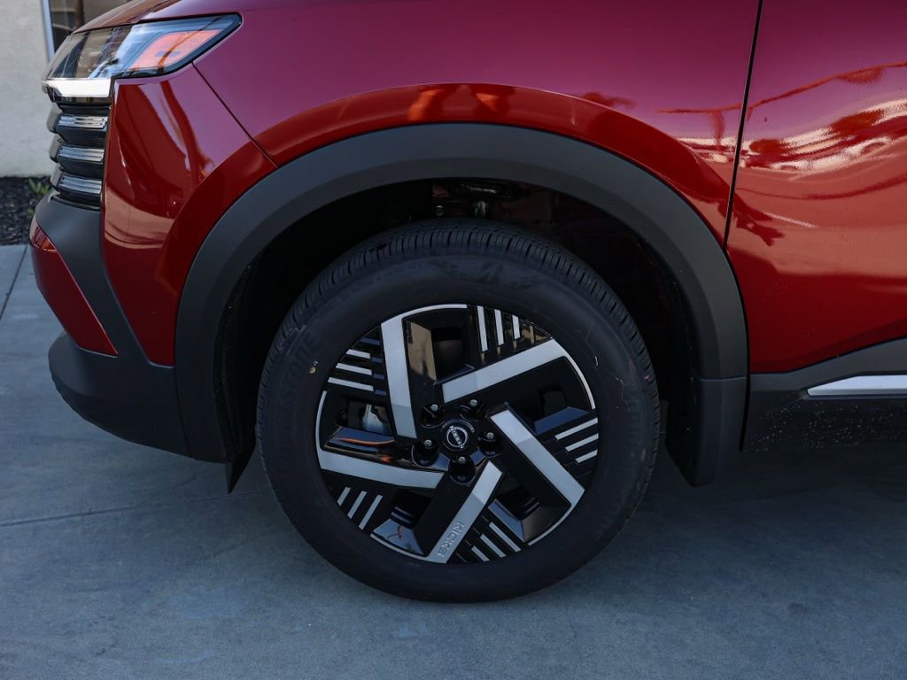 Used 2026 Nissan Kicks SV image 11