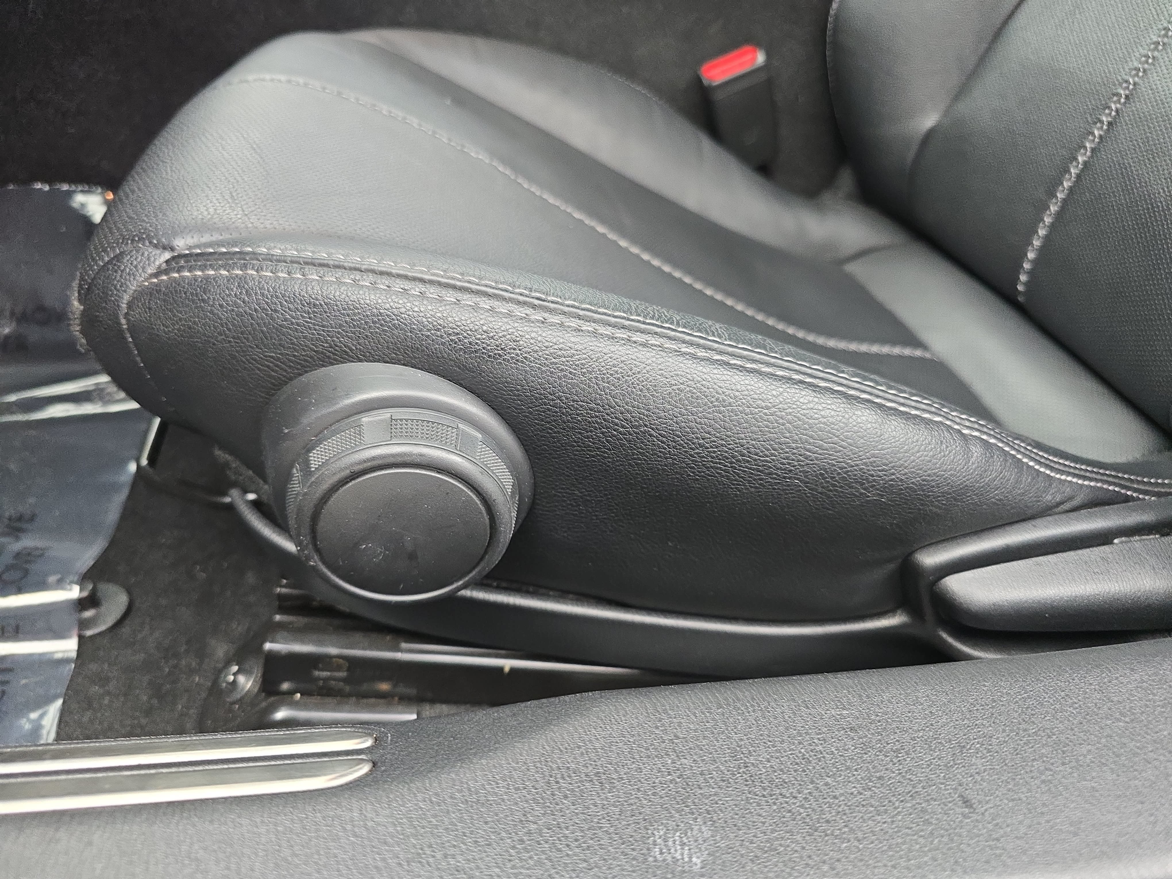 Used 2025 MAZDA MX-5 Miata RF Grand Touring RWD image 25