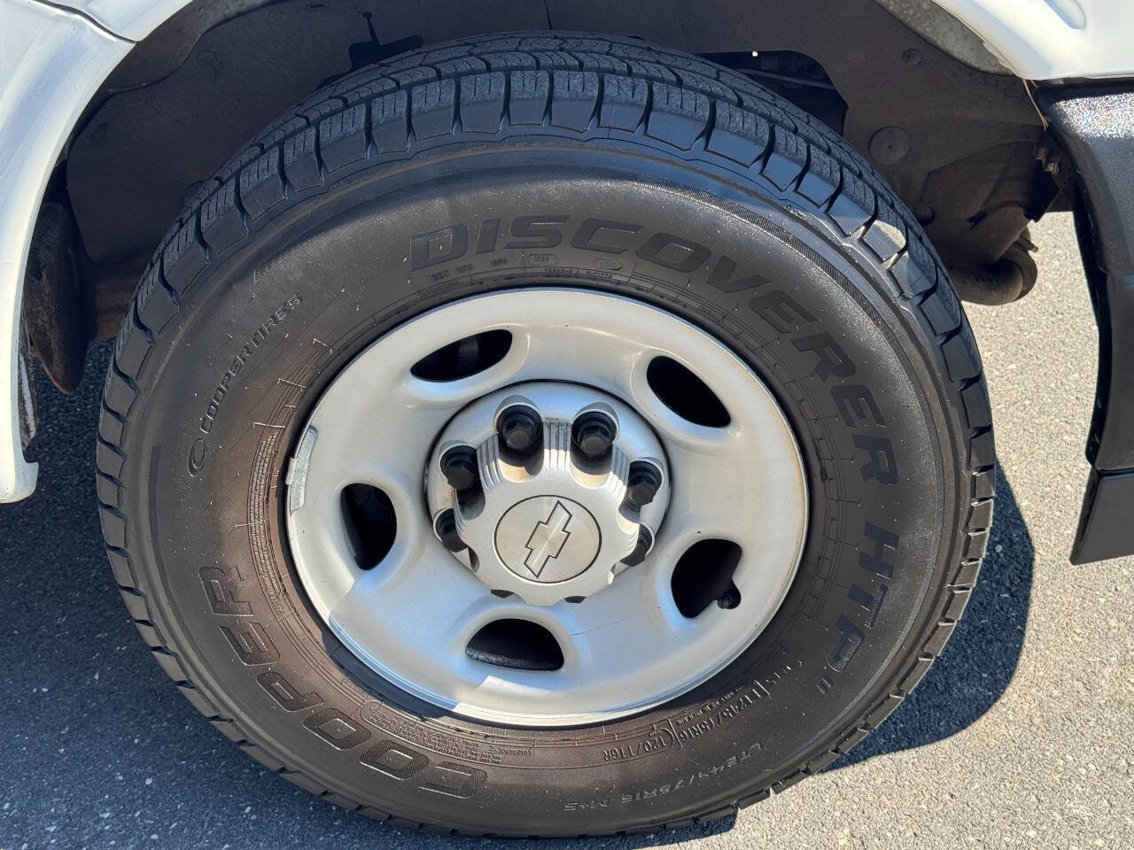 Used 2019 Chevrolet Express 2500 2500 3dr Cargo Van w/ Driver Convenience Package image 52