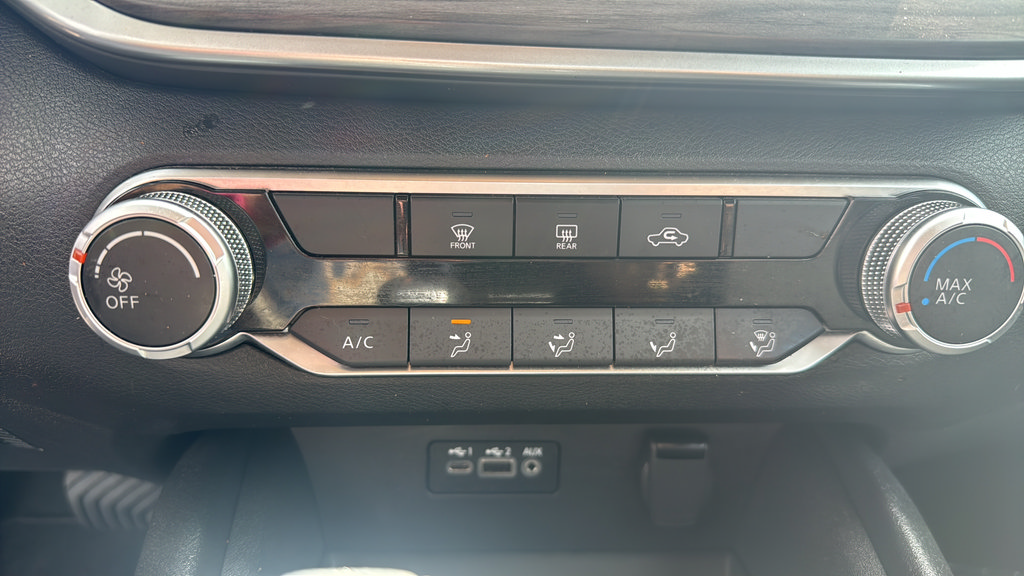 Used 2025 Nissan Altima 2.5 SV FWD image 27