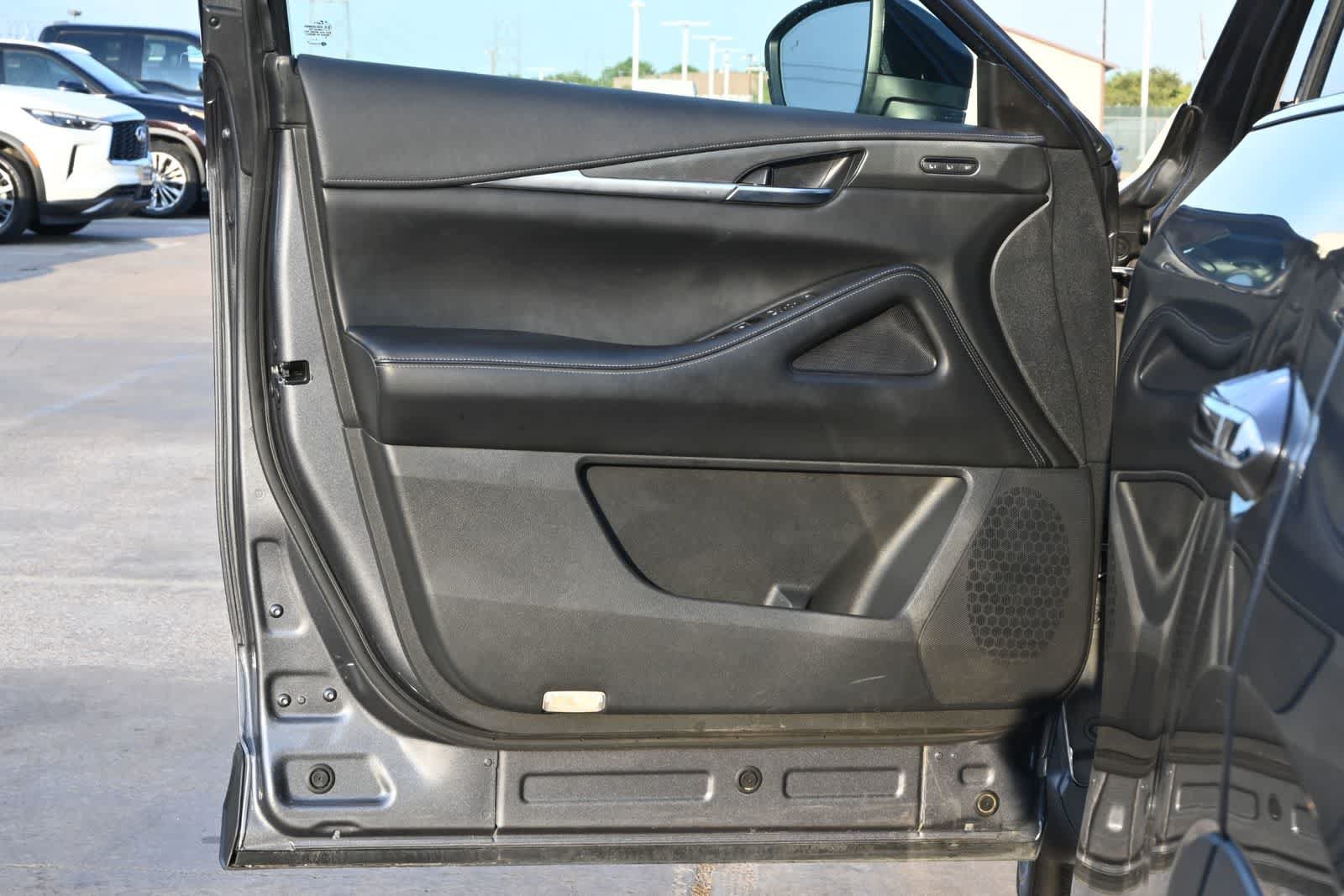 Used 2023 INFINITI QX60 Luxe AWD/4WD image 18