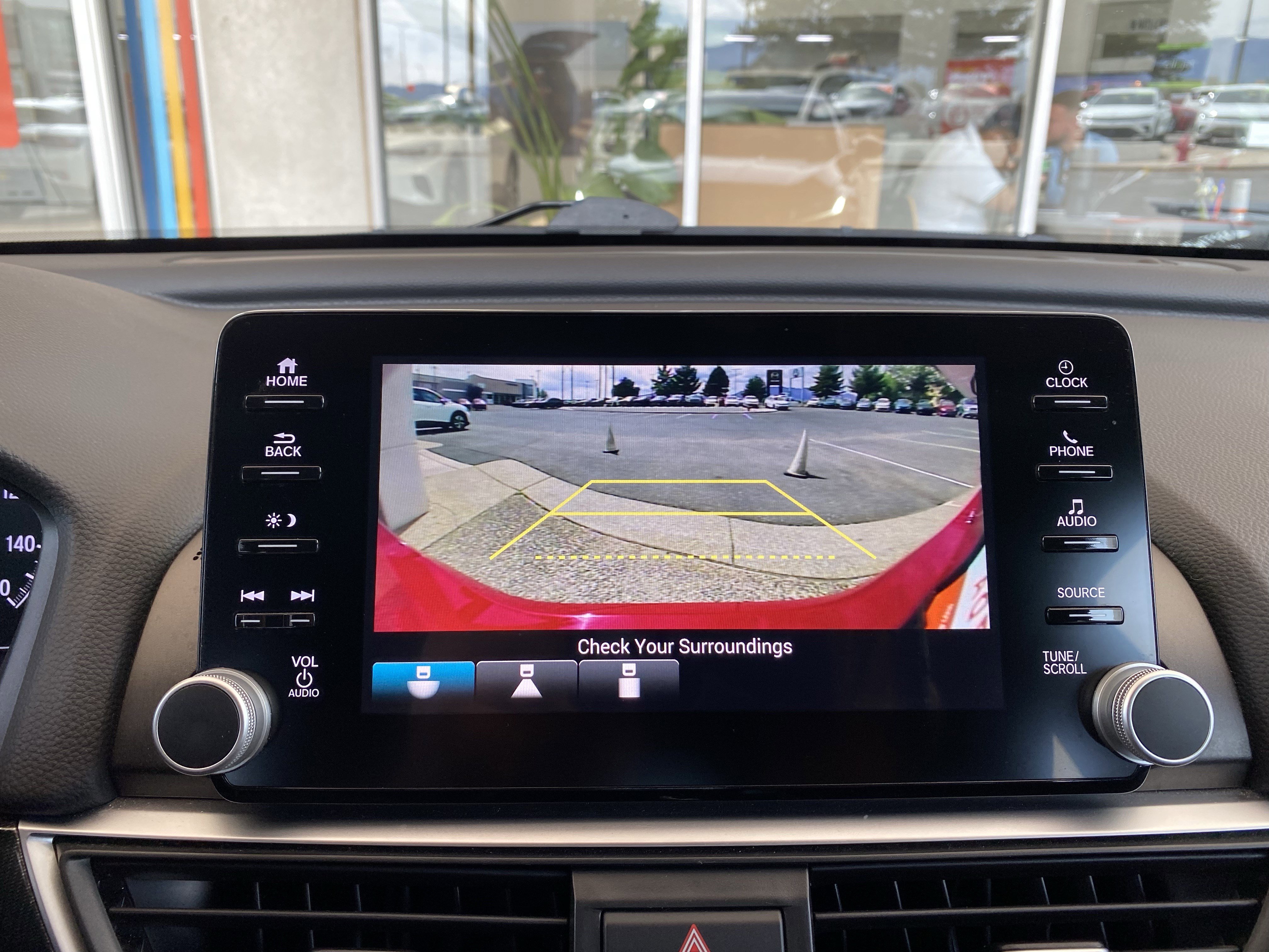 Used 2018 Honda Accord Sport image 4