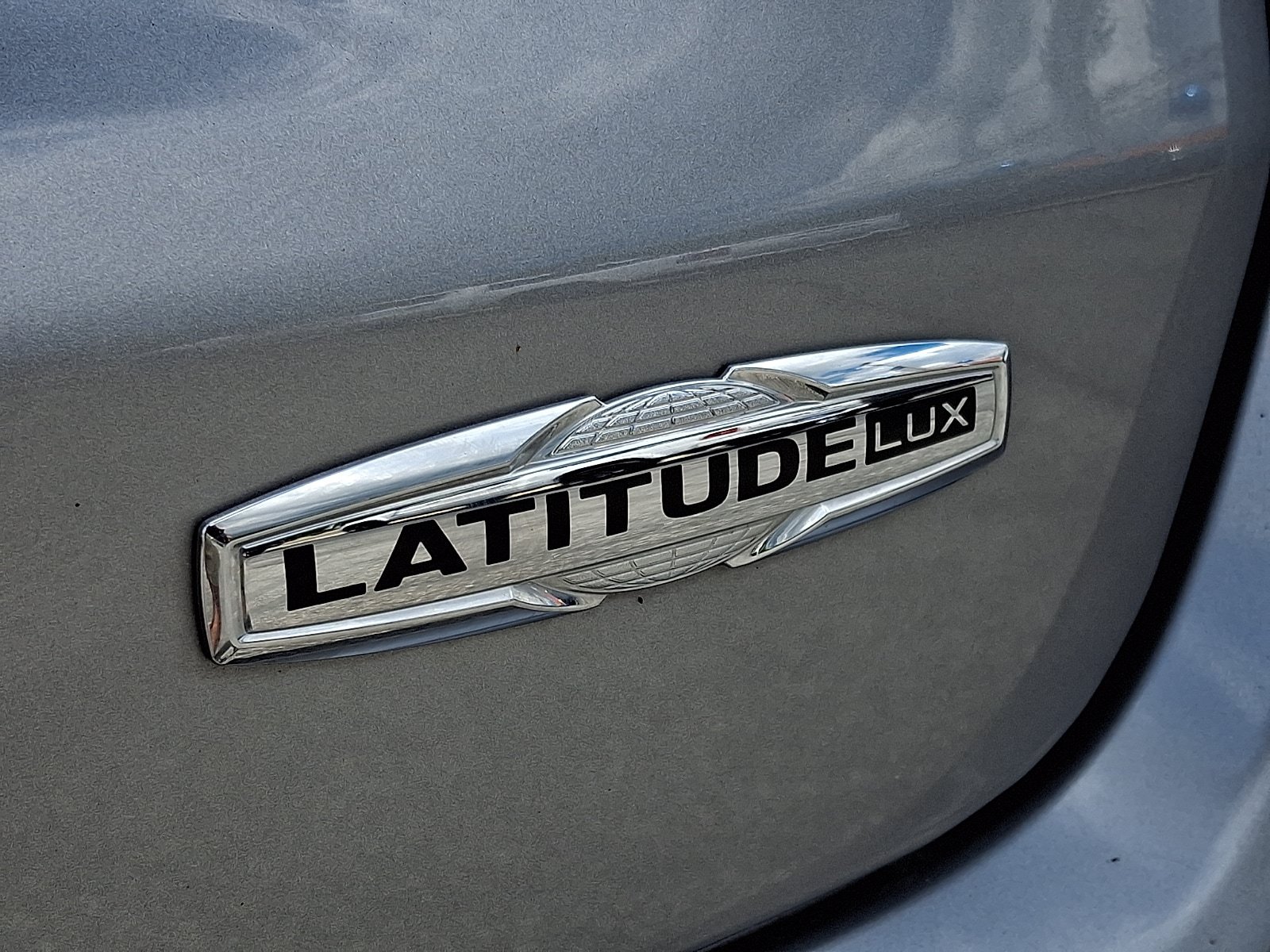 Used 2023 Jeep Compass Latitude AWD/4WD image 29