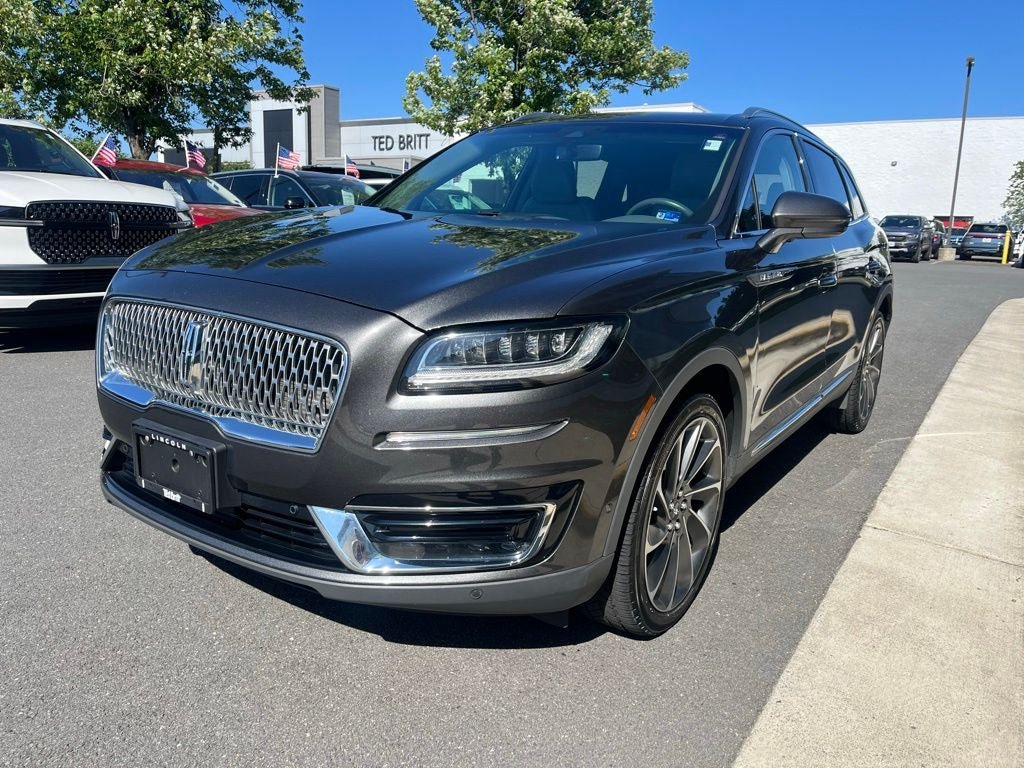 Certified 2019 Lincoln Nautilus Reserve w/ Ultimate Package AWD/4WD image 3