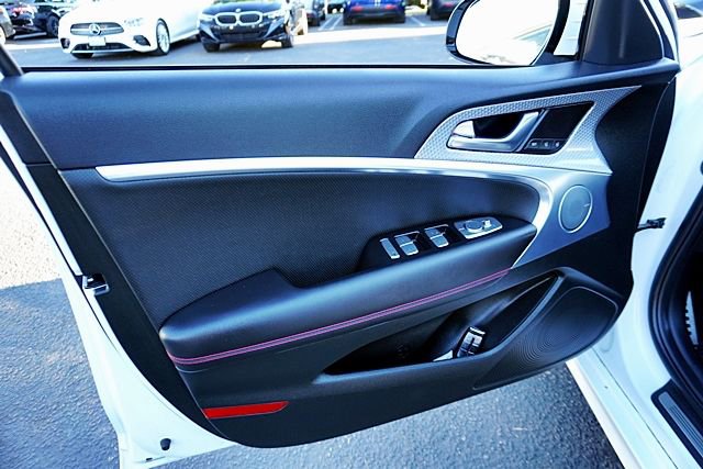 Used 2023 Genesis G70 2.0T w/ Sport Prestige Package image 23