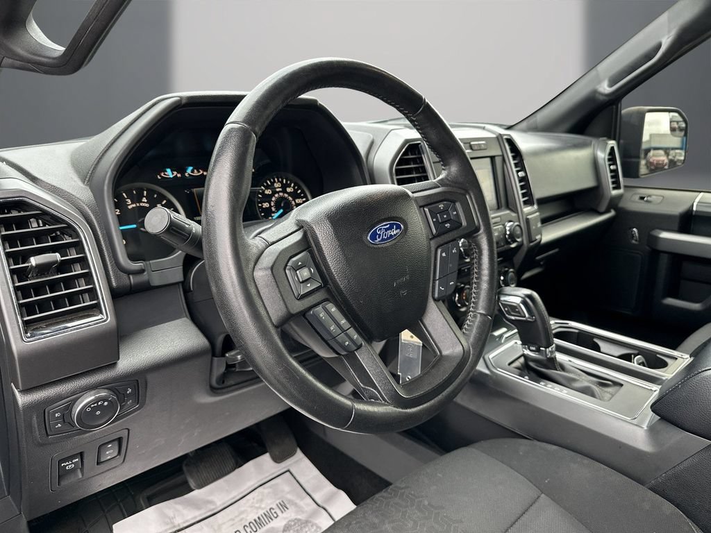 Used 2018 Ford F150 XLT w/ Equipment Group 302A Luxury AWD/4WD image 13