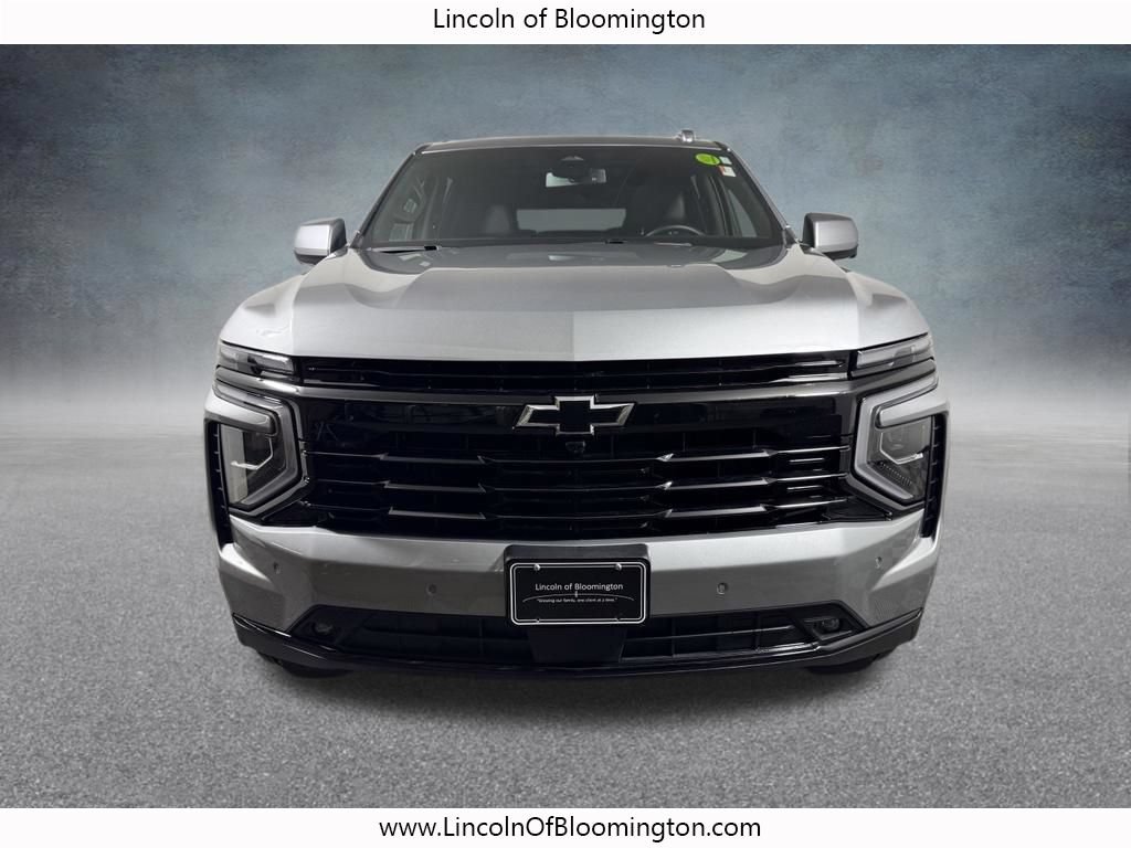 Used 2025 Chevrolet Suburban RST w/ Comfort Package AWD/4WD image 9