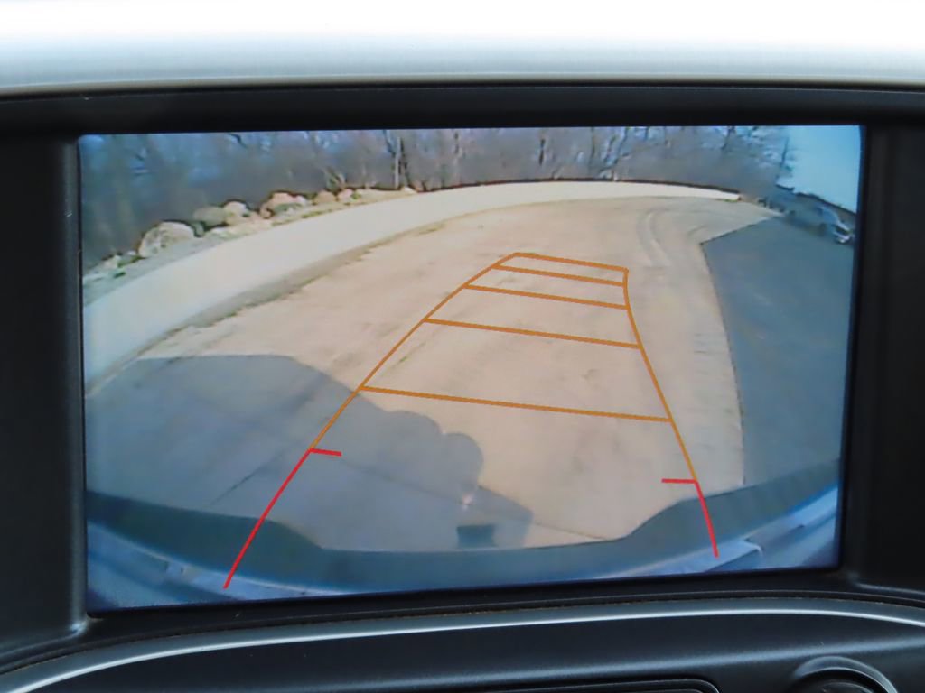 Used 2017 GMC Sierra 2500 SLE w/ Suspension Package, Off-Road AWD/4WD image 5