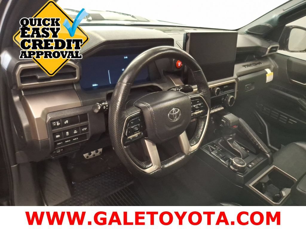 Used 2024 Toyota Tacoma TRD Sport w/ TRD Sport Premium Package AWD/4WD image 16