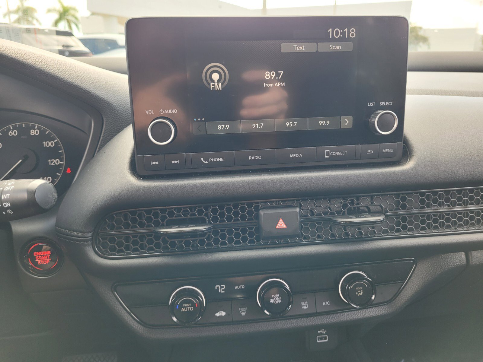 Used 2023 Honda HR-V LX image 21