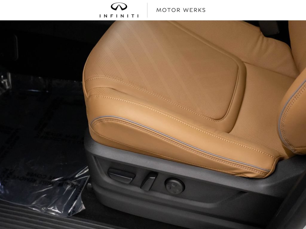 New 2027 INFINITI QX80 Luxe w/ Cargo Package AWD/4WD image 14