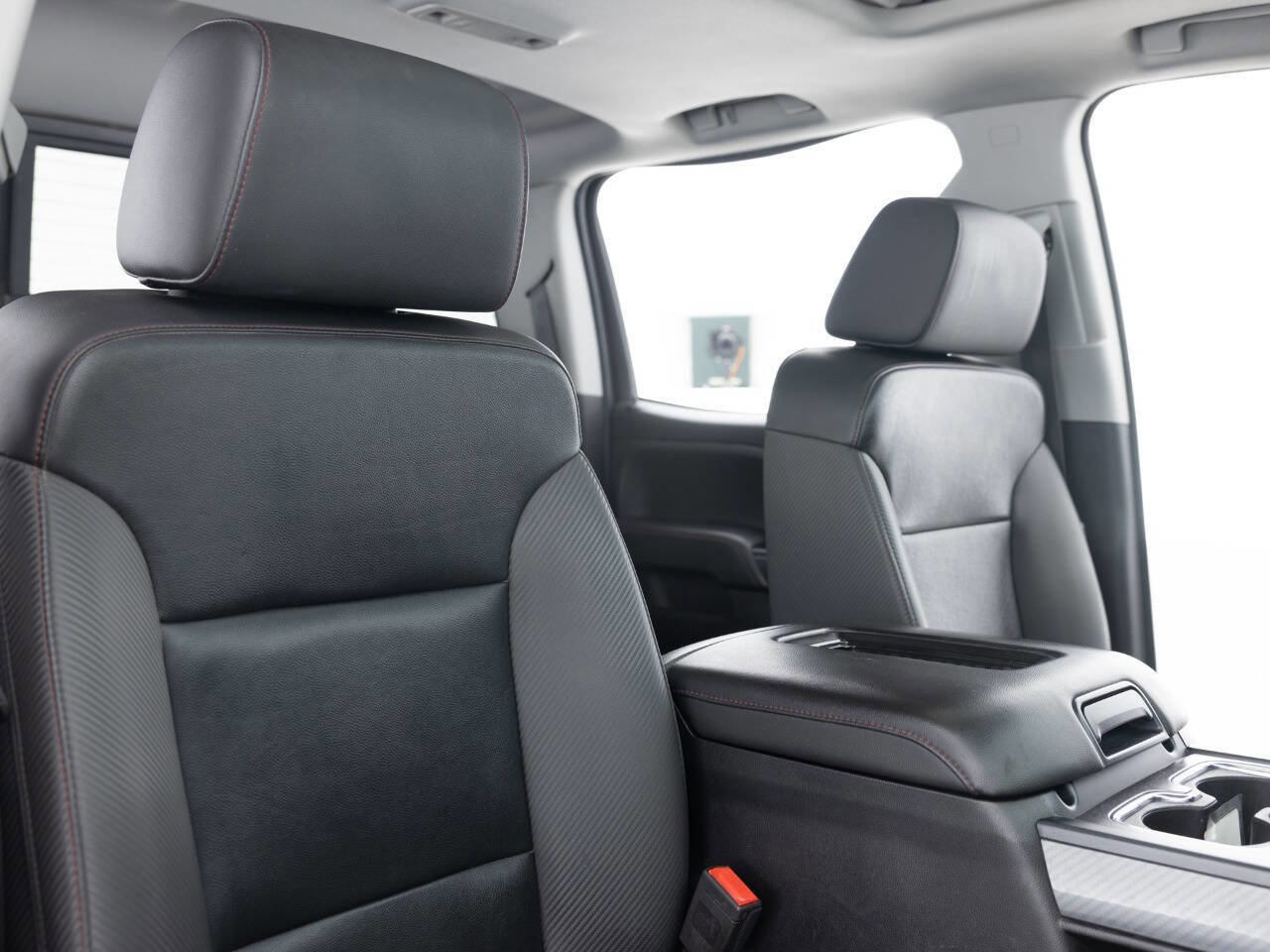 Used 2018 GMC Sierra 2500 SLT image 30