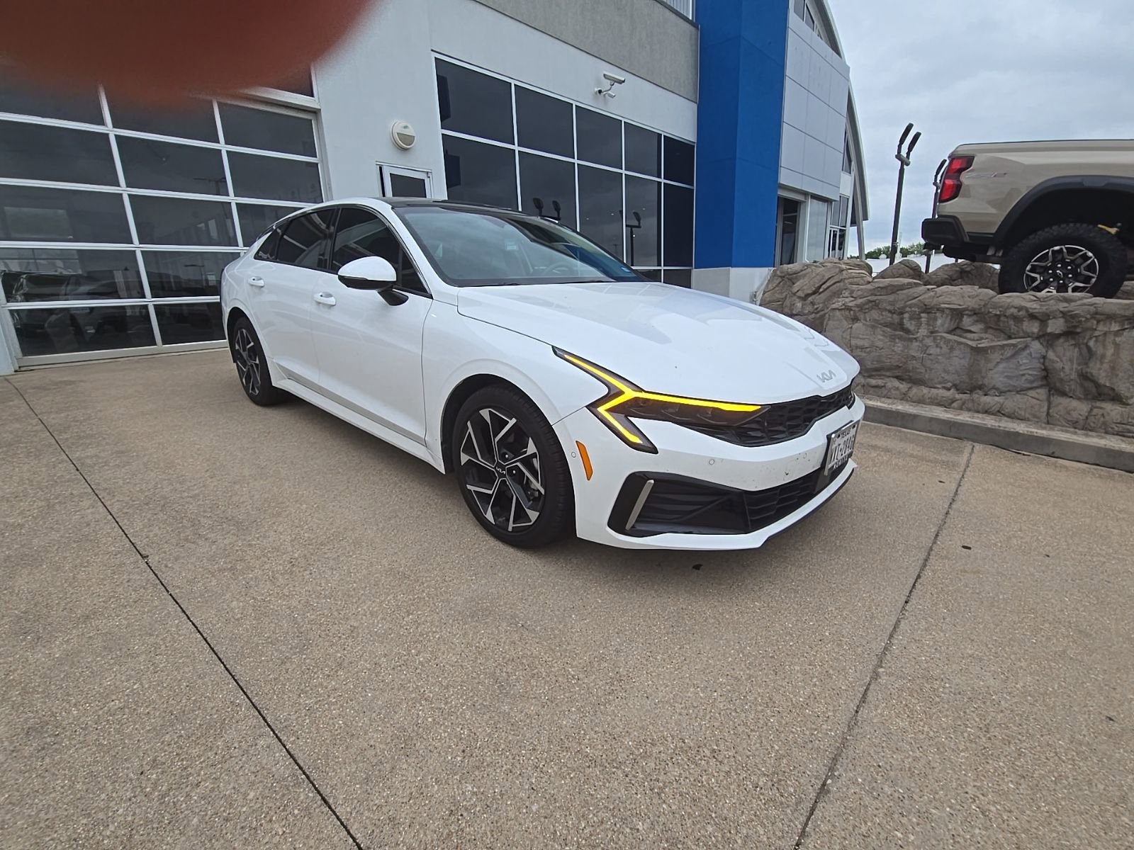 Used 2025 Kia K5 EX image 1