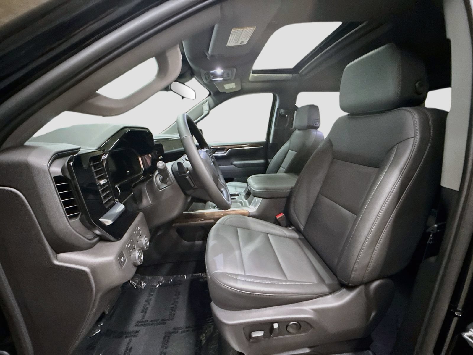 New 2026 Chevrolet Silverado 1500 RST w/ RST All Star Premium Package AWD/4WD image 25