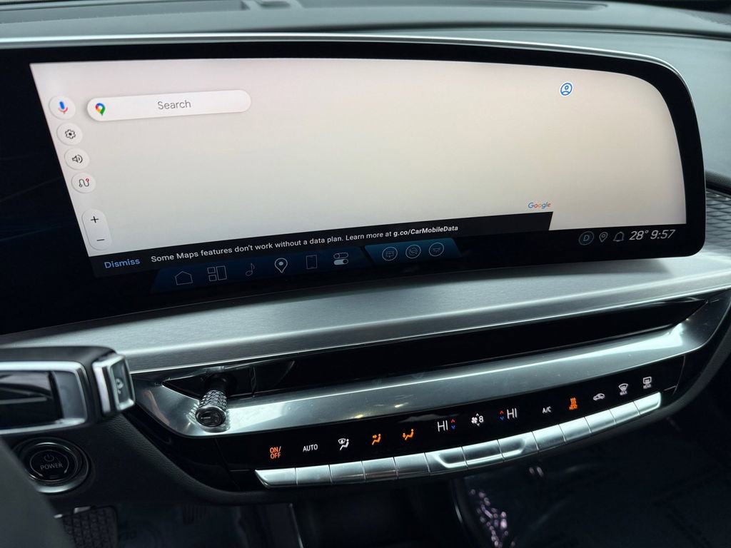 Used 2024 Cadillac Lyriq Luxury image 18