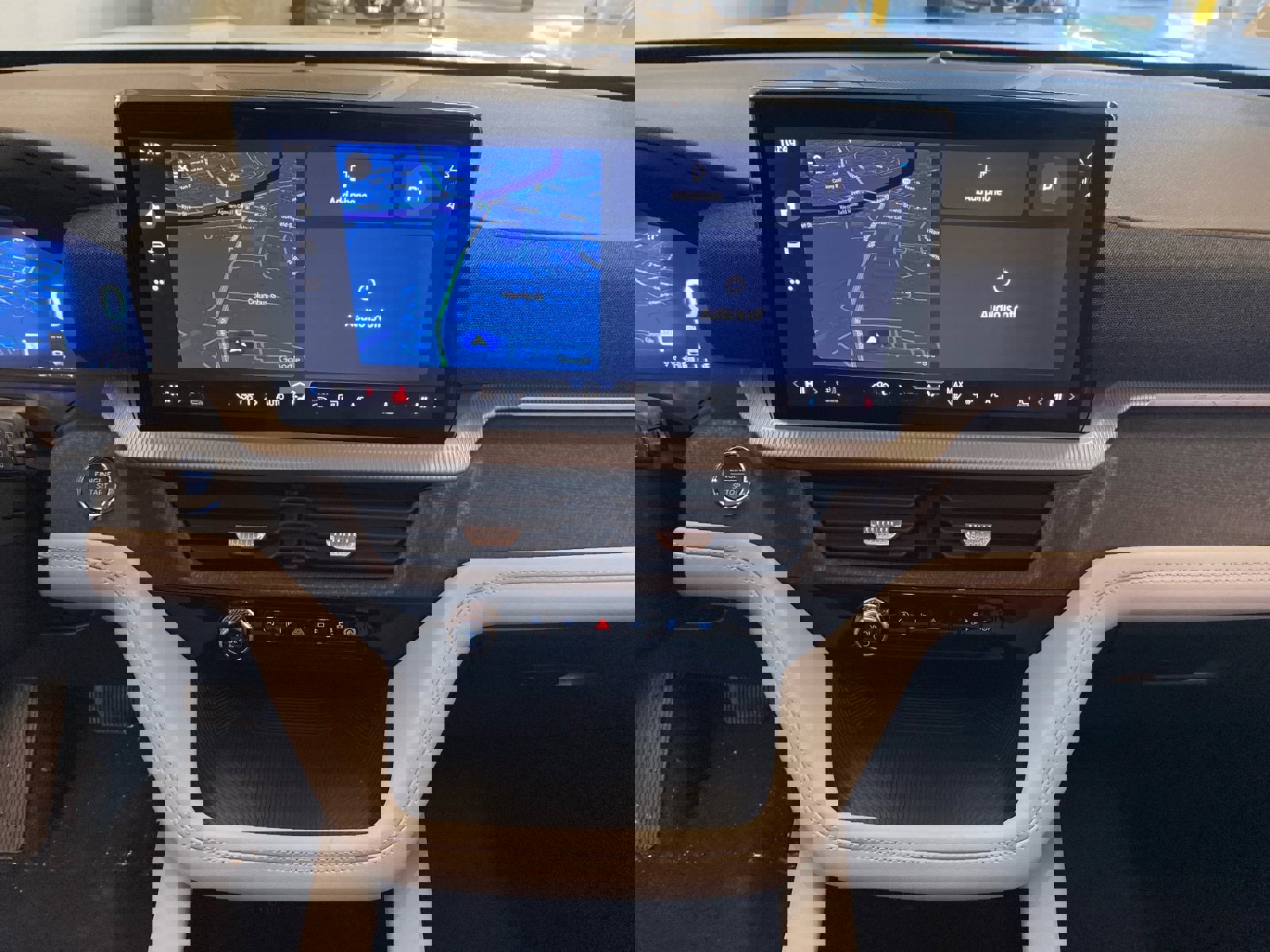 New 2026 Ford Explorer Platinum w/ LUX Leather Package image 31