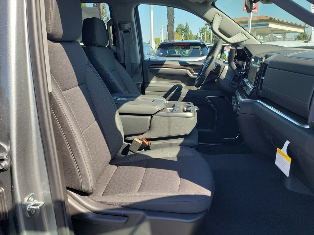 New 2026 Chevrolet Silverado 1500 RST RWD image 18