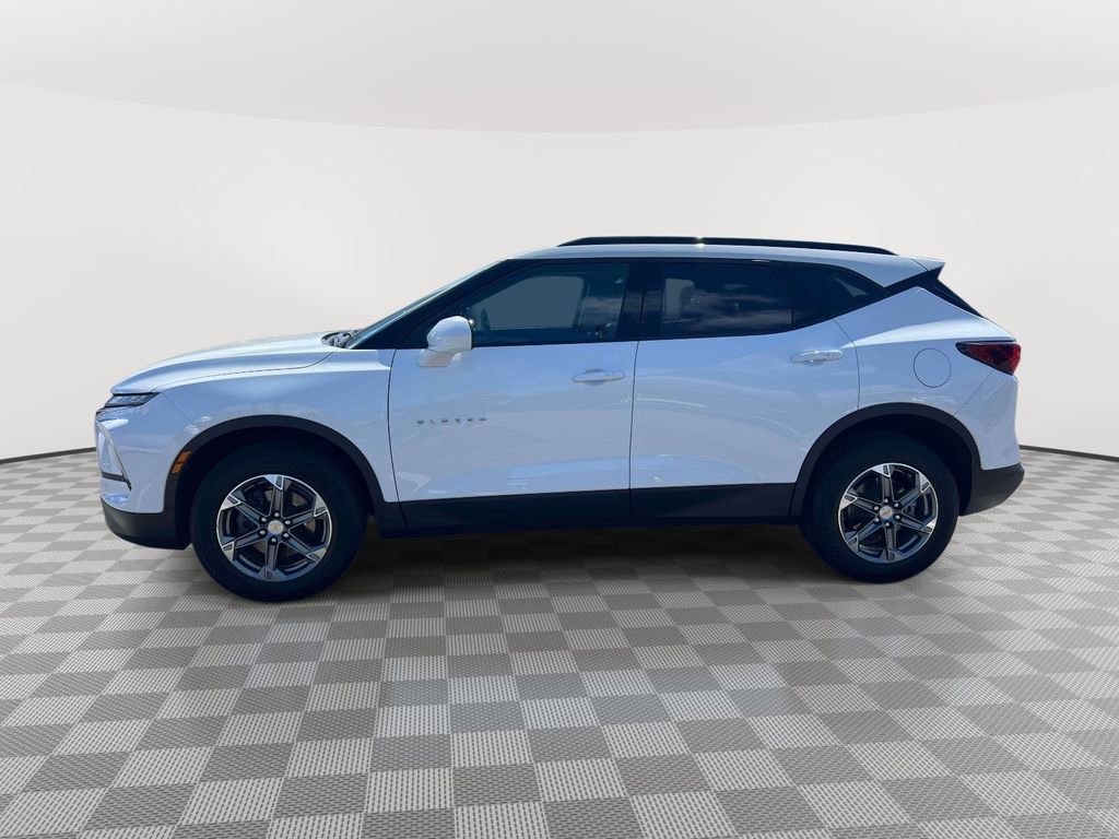 Used 2023 Chevrolet Blazer LT w/ Convenience Package AWD/4WD image 8