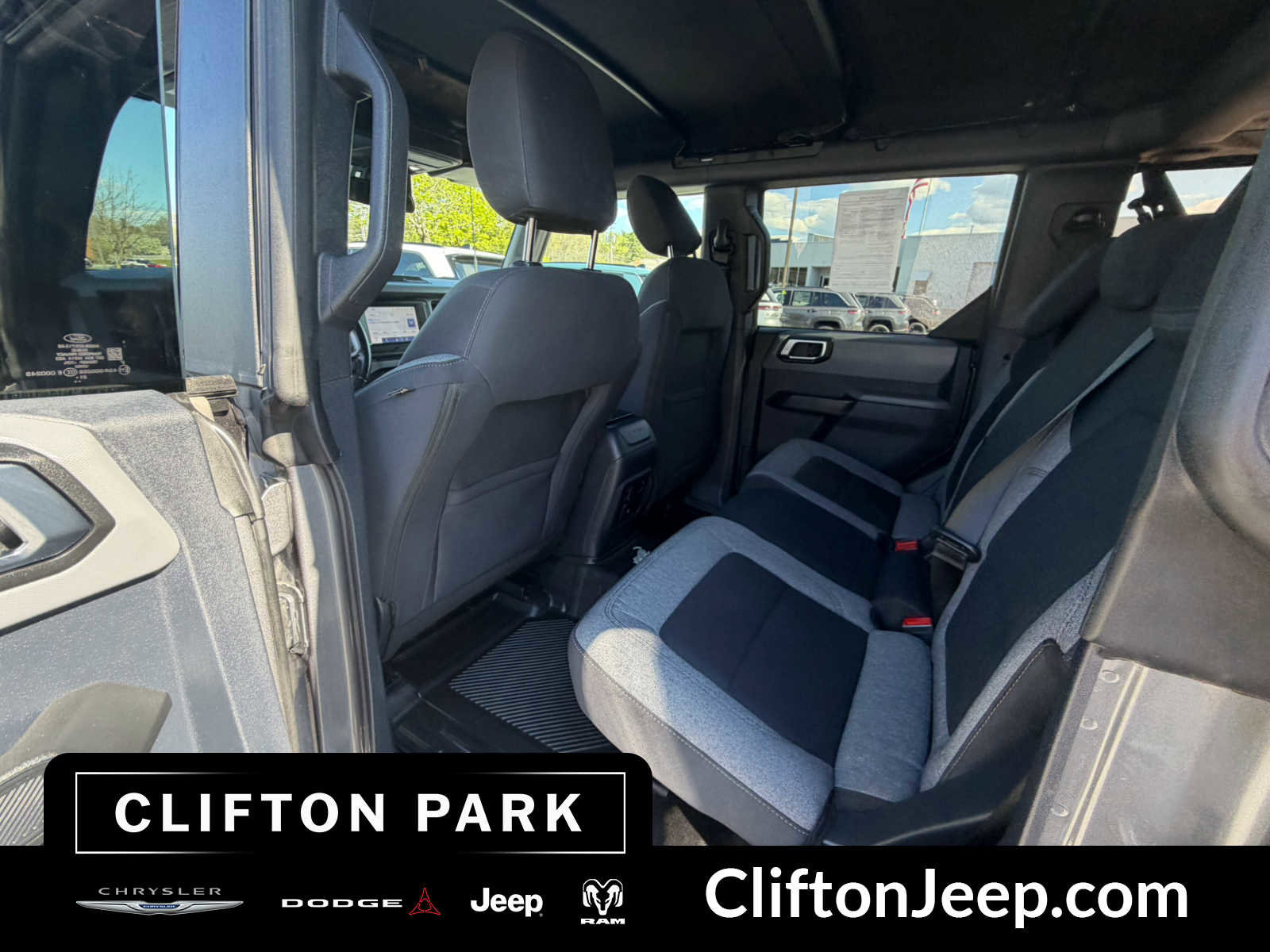 Used 2022 Ford Bronco Big Bend AWD/4WD image 13